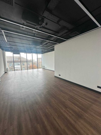 невеликі офіси в центрі міста, є з чого вибрати - фото 1