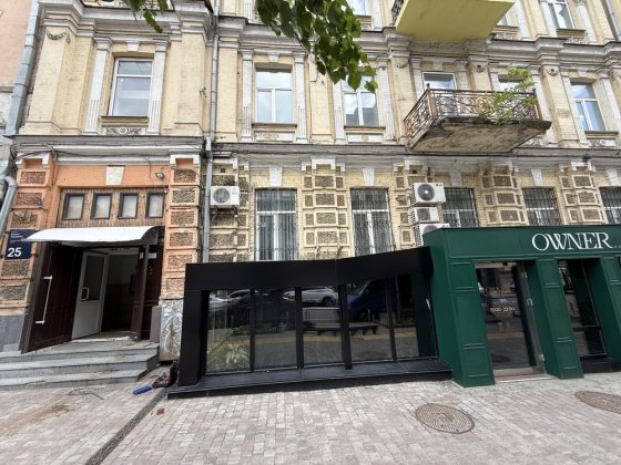 Чикаленка 25 Оренда фасадного приміщення 300м2 БЕЗ КОМІСІЇ
