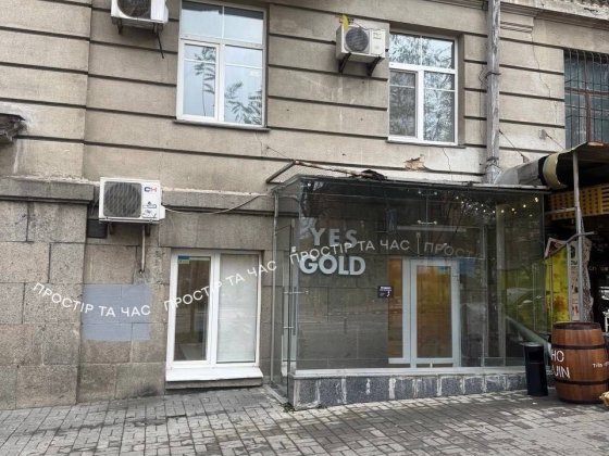 Торгове приміщення 70 м², 1 хвилина від метро «Золоті Ворота» Київ