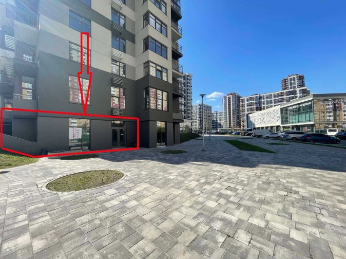 Сдам магазин 101 кв.м Варшавський - фото 1