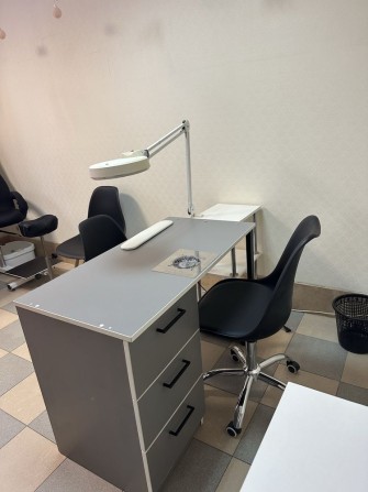 Аренда мастеру маникюра Коммунар Парус - фото 1