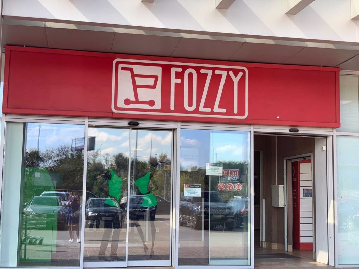 Приміщення 6м2 під оренду в гіпермаркеті FOZZY, Заболотного 37 - фото 1