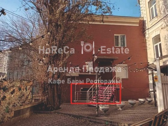 Аренда. Фасад. Кафе. Паб. Кальянная. 122м2+20м2. Шота. Р.