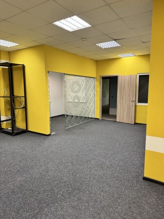 Оренда офісу 212,8 кв.м. в центрі міста - фото 1
