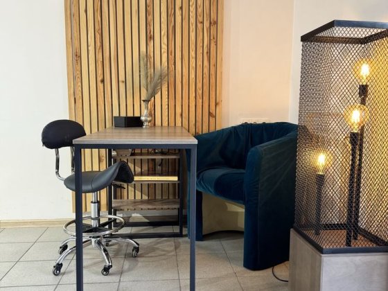 Оренда для майстра маникюра