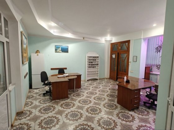 Оренда під офіс, салон, магазин, школа. Площа 147 кв. М Кропивницький