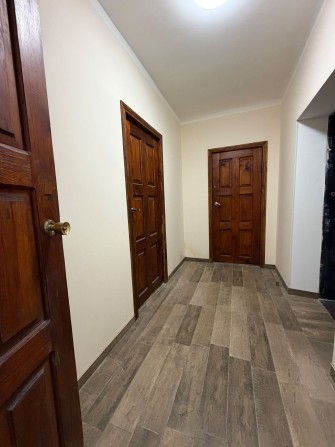 Оренда приміщення поряд з центром - фото 1