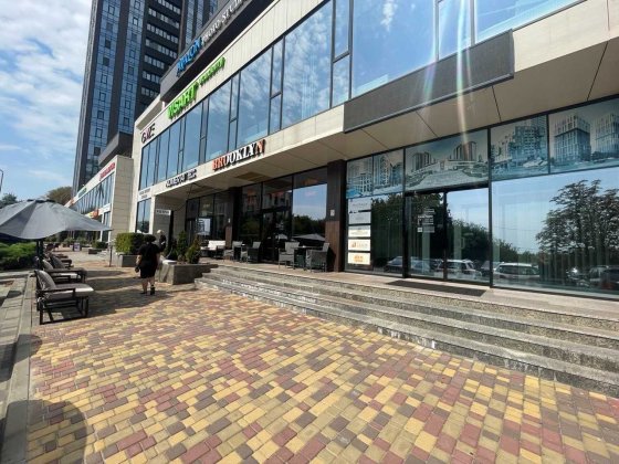Сдам фасадное помещение в ЖК Панорама. Магазин, Кафе, Салон