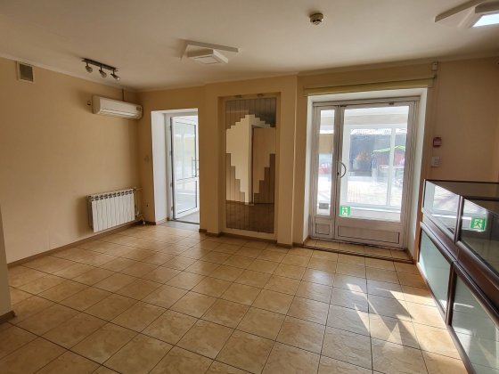 Здам нежитлове приміщення біля  базару вул. Є.Тельнова Кропивницкий