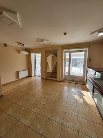 Здам нежитлове приміщення біля  базару вул. Є.Тельнова - фото 1