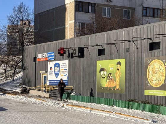 56 м2, 1-й поверх, фасад, під аптеку, торгівлю