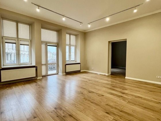 Оренда офісного приміщення в центрі Львова пр-т Тараса Шевченка Львов