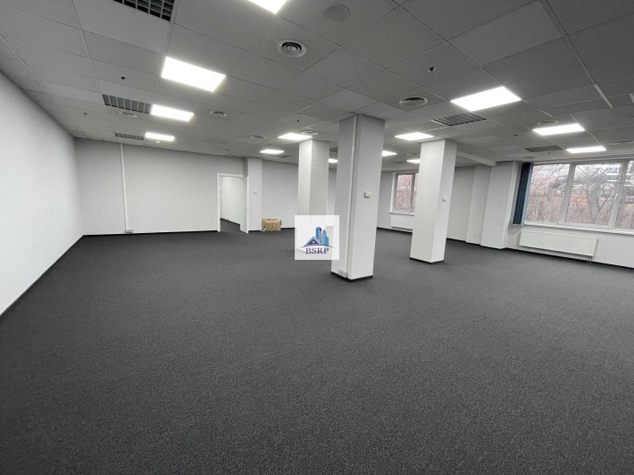 Олімпійська. Оренда офісу 750м2 з Ремонтом. Бізнес центр. ГЕНЕРАТОР! - фото 1