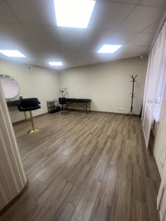 Здам приміщення в центрі міста - фото 1