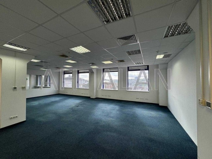 Здам офісне приміщення по Лейпцизька, Печерська, Центр - фото 1