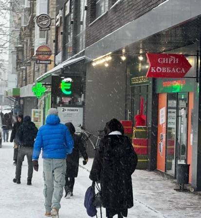 Оренда МЕГАфасад м.Берестейська 20м2 біля метро ФОРА Аврора BONUS - фото 1