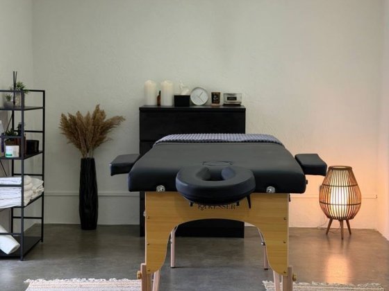 Оренда кабінету в салоні ( завжди є світло)