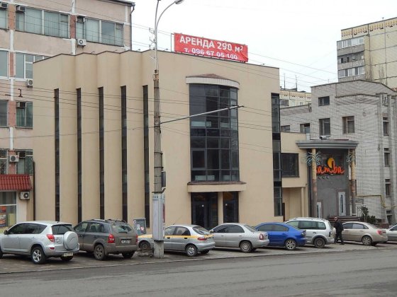 Приміщення з окремим входом на проспекті Поля без КОМІСІЇ