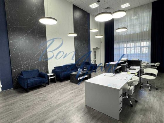 Без комісії!! Оренда офісу Центр Без меблів
