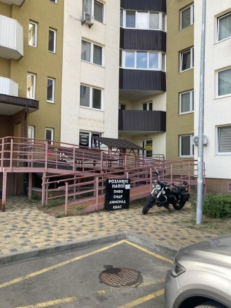 Без-%.Квіти-Магазин-Послуги (40-25м.кв) провулок Моторный 11 - фото 1