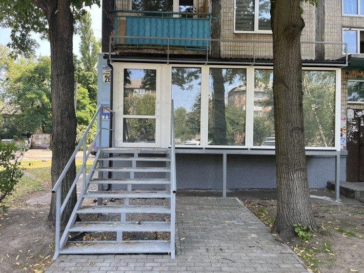 Без-%. Аптека-Салон-БарБер(54м.кв) Верховного Совета,м.Дарница - фото 1