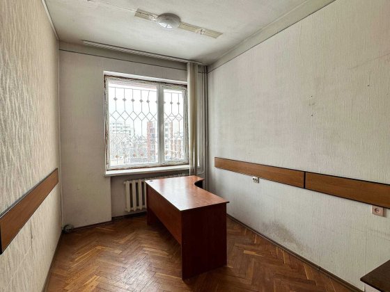 ОРЕНДА офісу площею 13,8 м² в готелі Гетьман, Володимира Великого 50 Львів