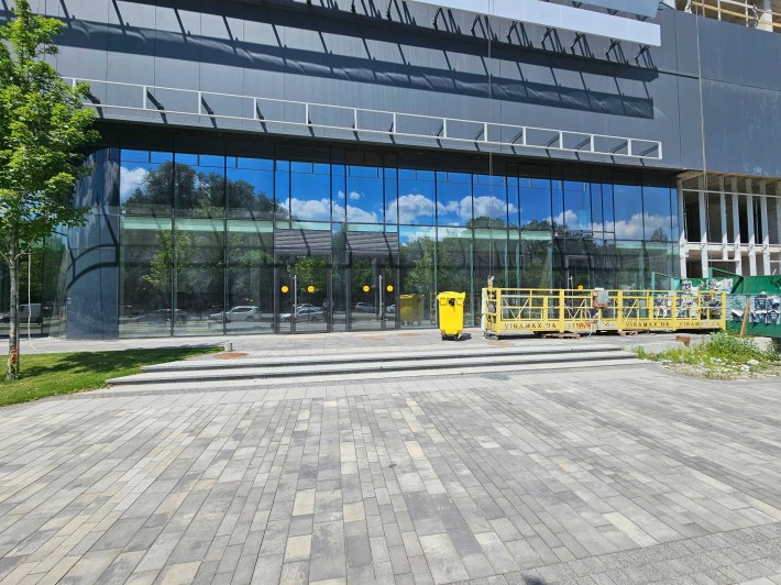 Пропонується в оренду 237м2 White Lines, Васильківська,1 - фото 1