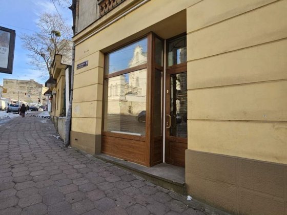 Оренда  фасадного приміщення вул. Личаківська Львів