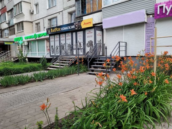 Оренда приміщення 70,5 кв.м, прохідне місце, Хортицький жмс, хозяїн