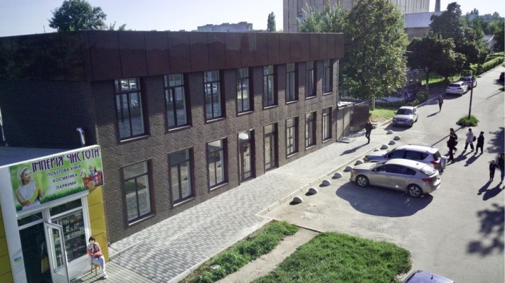 Оренда комерційних приміщень (вул.Героїв-рятувальників) 2й поверх - фото 1