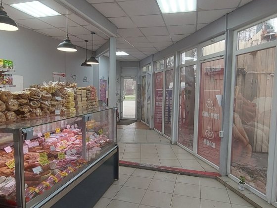 Оренда приміщення пр. Металургів зупинка