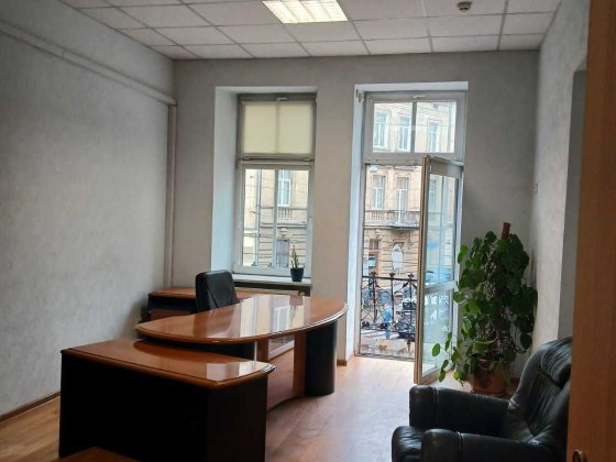 Оренда приміщення - офісу м. Львів, вул. Ів. Франка Львов