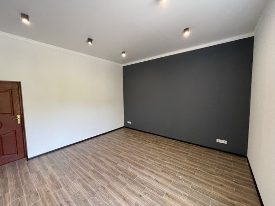 Без %, Офіс 30м2 вул. Казимира Малевича 86, м. Либідська 3 хв.