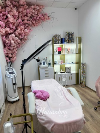 Оренда / Кабінет косметолога / Печерськ (Світло ніколи не зникає) - фото 1