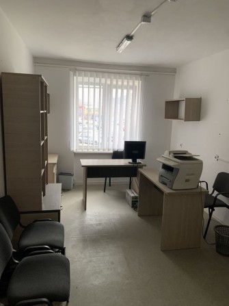 Оренда офісу 50 кв.м на Кульпарківській 93, 3 окремі кімнати - фото 1