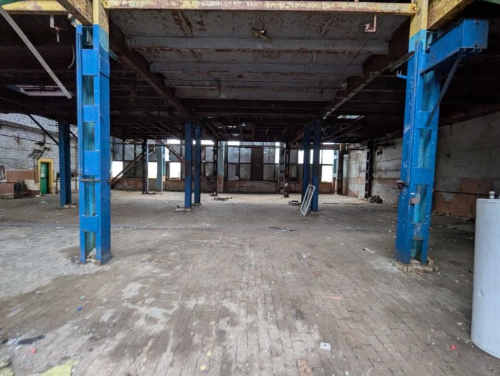 Оренда  складу 600м2 1 поверх Лівий берег Черчилля БЕЗ КОМІСІЇ! - фото 1