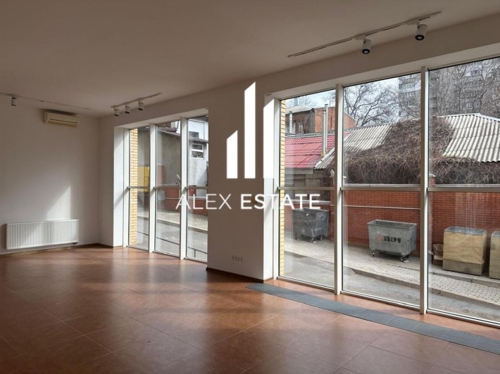 Аренда офисного помещения - Нагорка- Соборный район ( 1 этаж) - фото 1