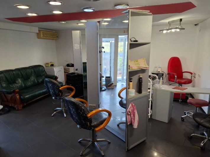 Здам в оренду салон краси у центрі міста - фото 1