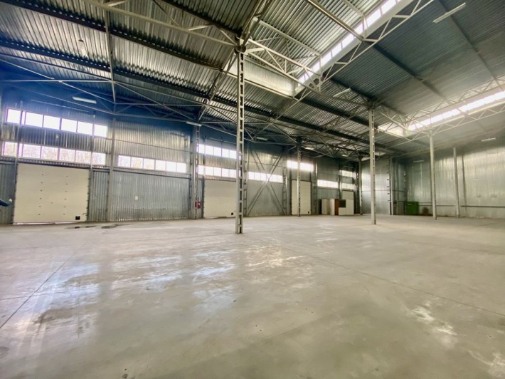 Склад на правому березі. Клас А. Рампа. - фото 1