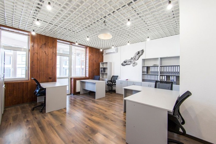 Оренда офісу 39м2 Печерськ Лесі Українки 7а - фото 1