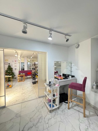 Оренда  фасадного приміщення на Стрийській, 6 (біля Стрийського ринку) - фото 1