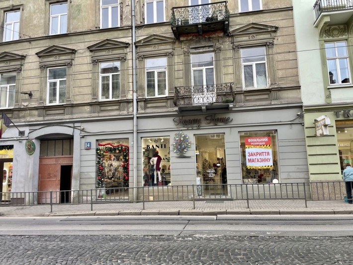 Оренда фасаду в центрі міста вул. Франка (перехрестя Білозіра) - фото 1