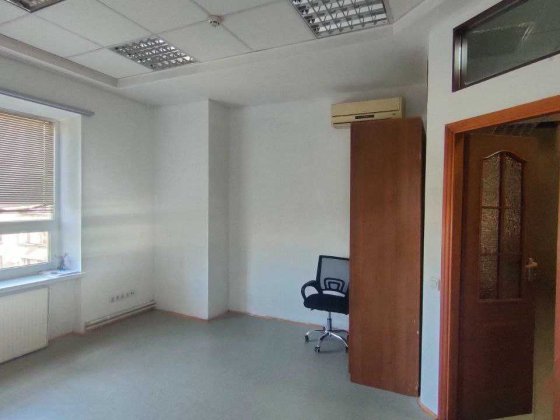 Здам недорого окремі кабінети в Офісному центрі 12м2, 39 до 87 м2 Львов