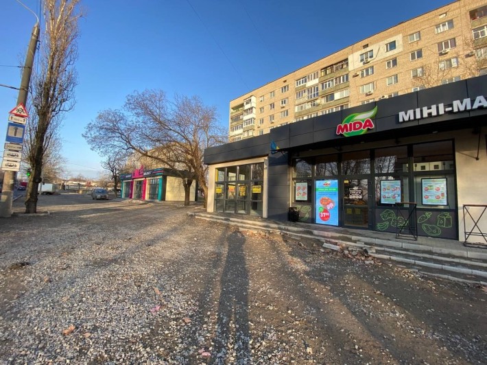 Пр.Героев Украины фасадное помещение ост.Мельничная 35м 20000грн - фото 1