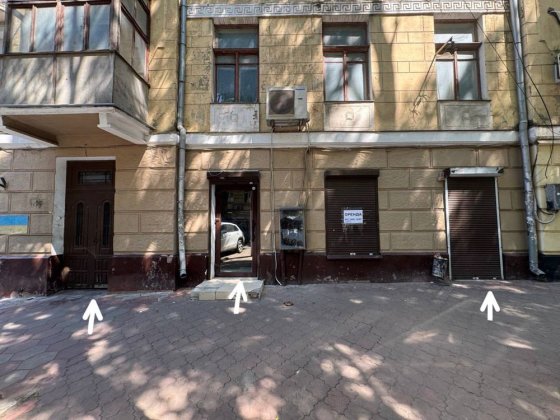 Сдам фасадное комерческое помещение магазин офис Одеса
