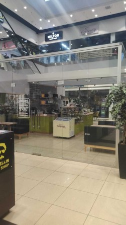 Оренда торгового приміщення на Ж/М Перемога 4 в ТЦ «Кодак» - фото 1