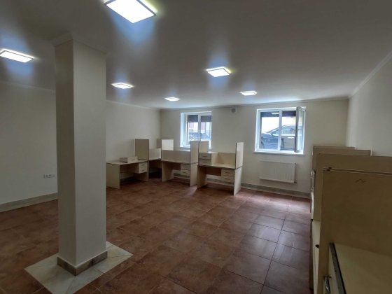 Офіс, Героїв Упа, 100м, 30000грн Львів
