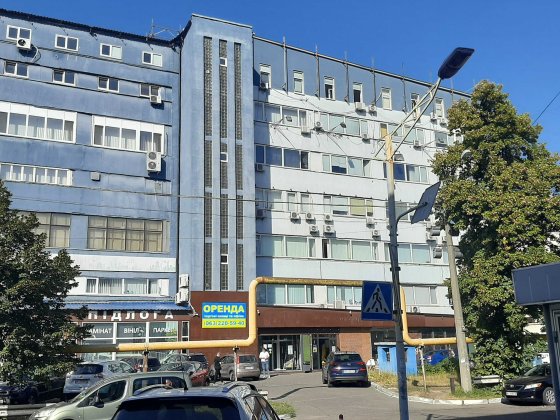 оренда торгового приміщення 140кв.м 1 поверх Київ
