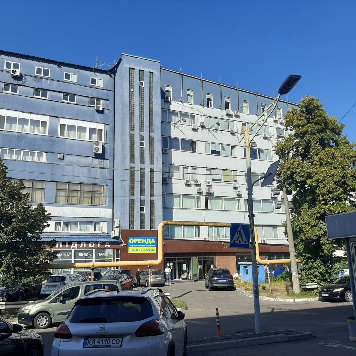 оренда торгового приміщення 140кв.м 1 поверх - фото 1