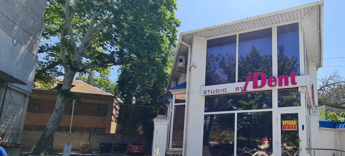 Оренда фасадного приміщення по вул. Погранична. 200 кв.м. - фото 1